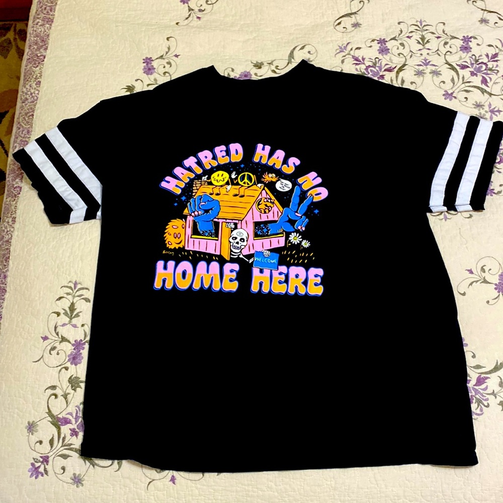 XL tee shirt